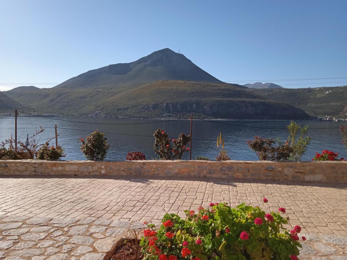 Mani Blue Studios Oítilon Dış mekan fotoğraf